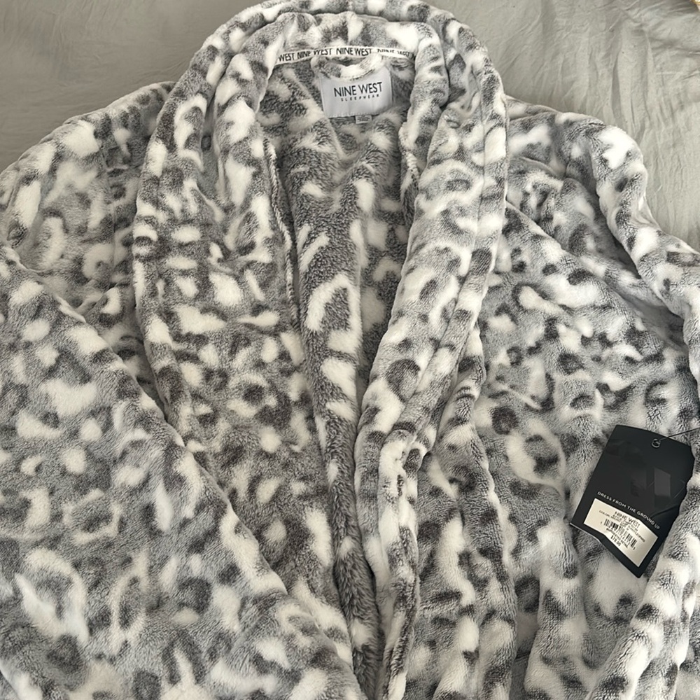 Brand new super cozy robe